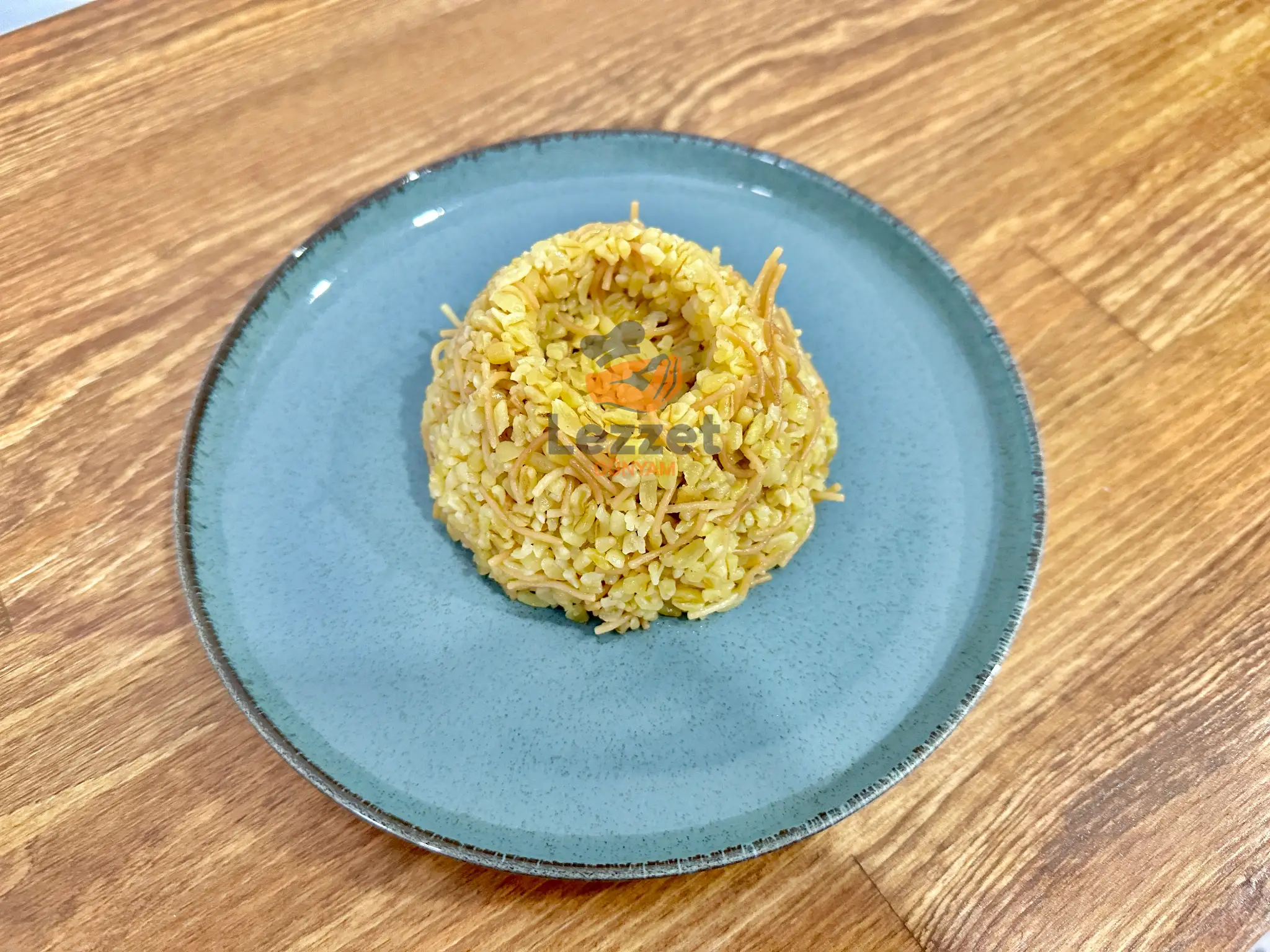 Tavuk Suyuyla Bulgur Pilav