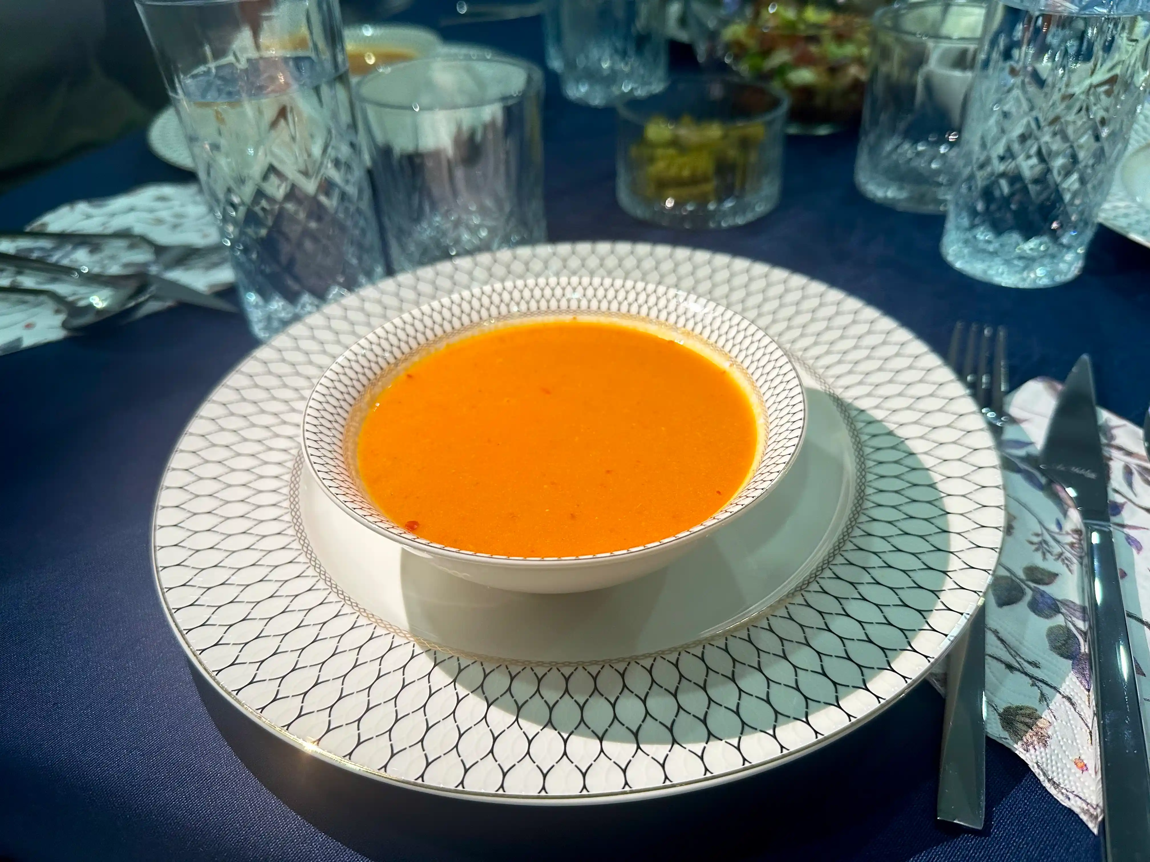 Közlenmiş Domates Çorbası