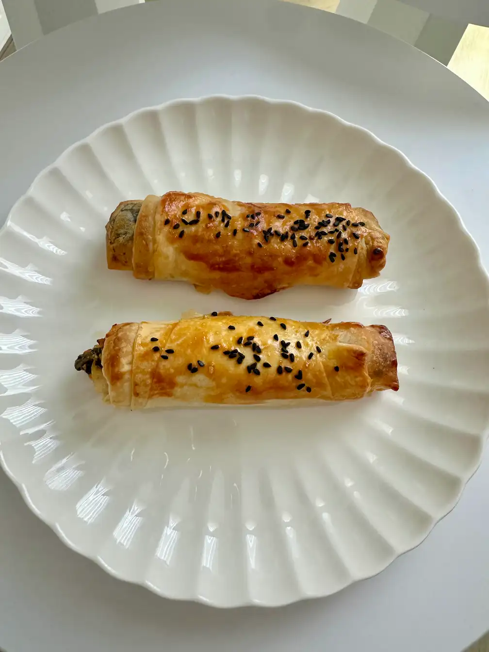Ispanaklı Lor Peynirli Börek
