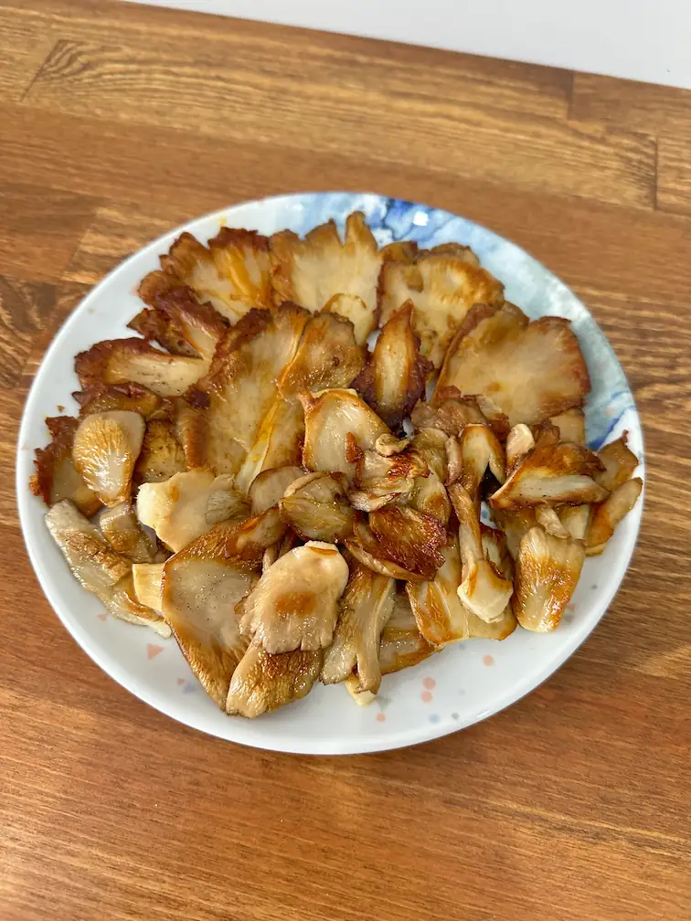 Tereyağlı İstiridye Mantarı