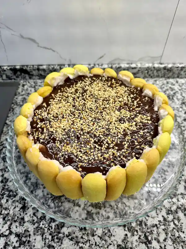 Meyveli Kedidili Yaz Pastası