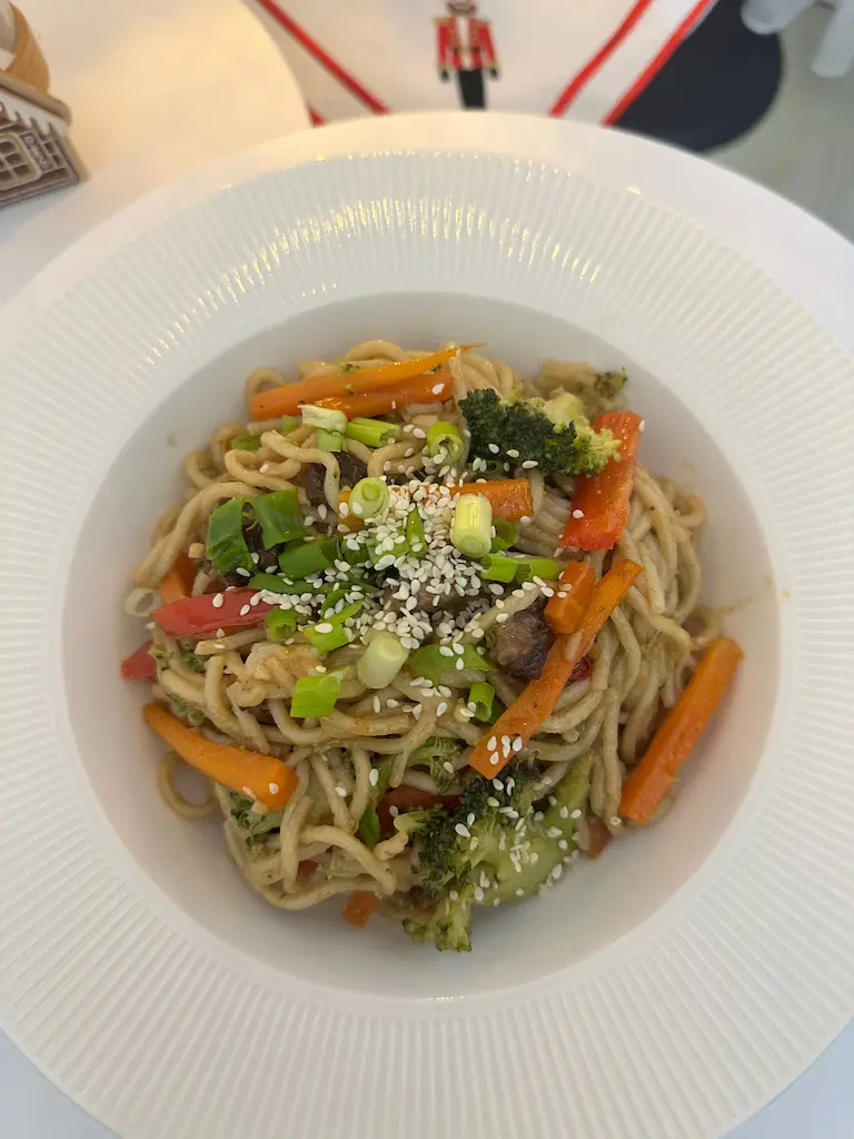 Sebzeli ve Etli Noodle