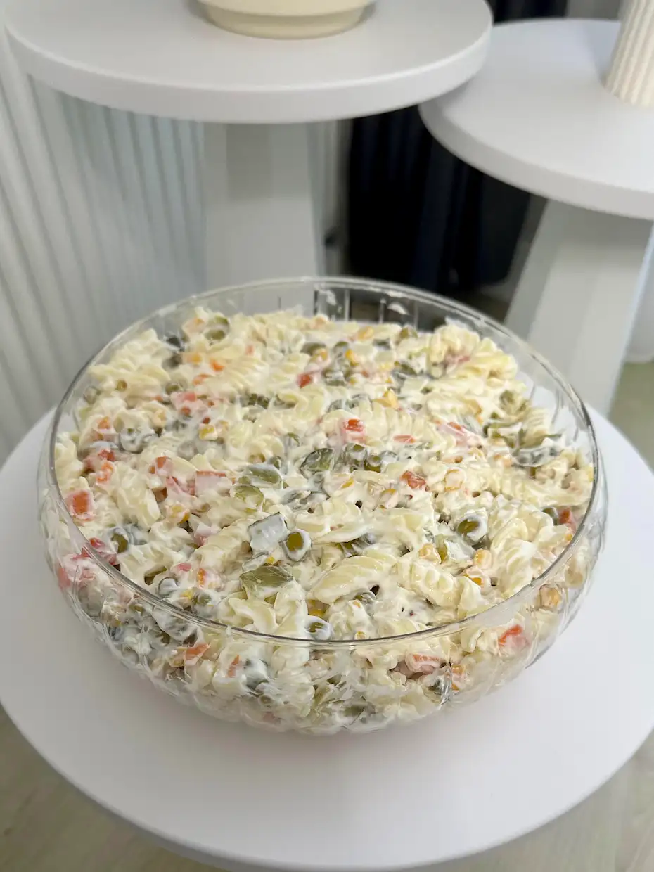 Yoğurtlu Makarna Salatası