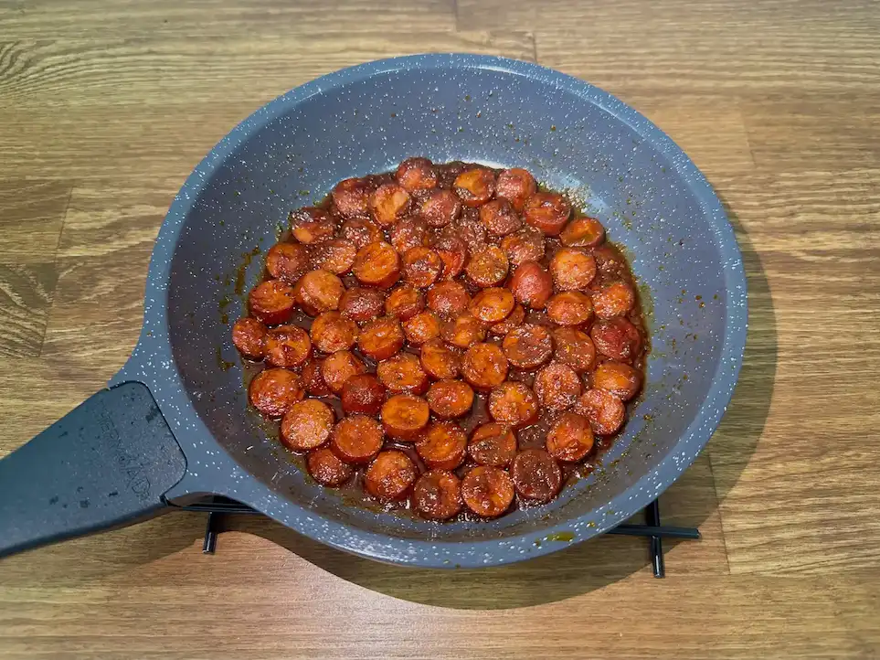 Salçalı Sosis