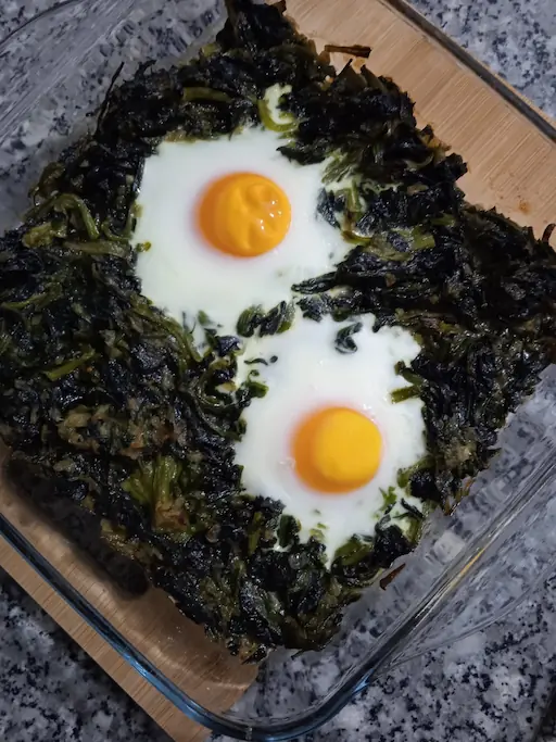 Fırında Ispanaklı Yumurta