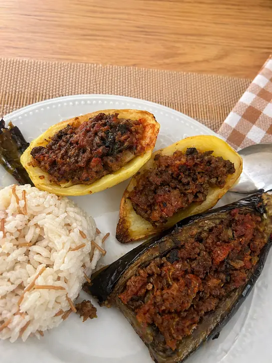 Patates ve Patlıcan Karnıyarık