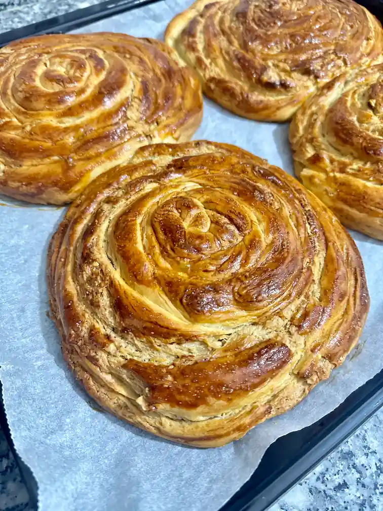 Tahinli Çörek