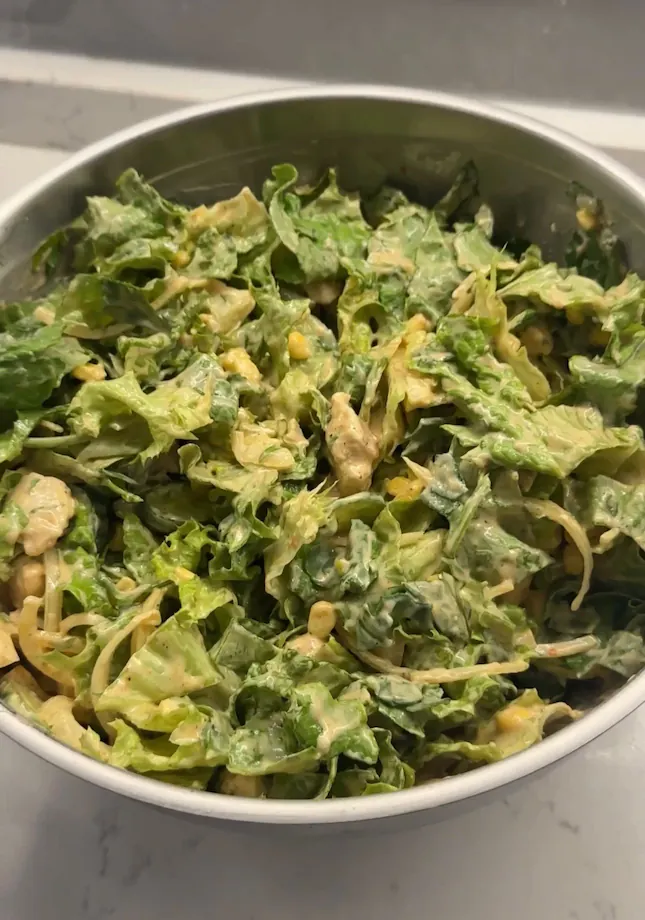 Tavuklu Salata