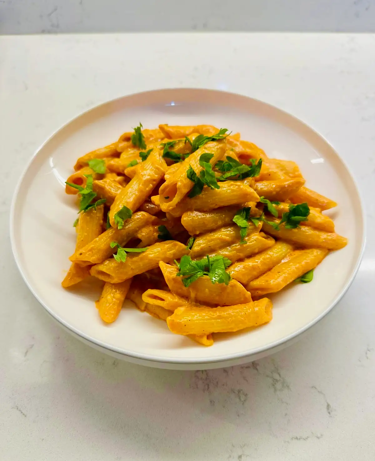 Pesto Soslu Kremalı Makarna